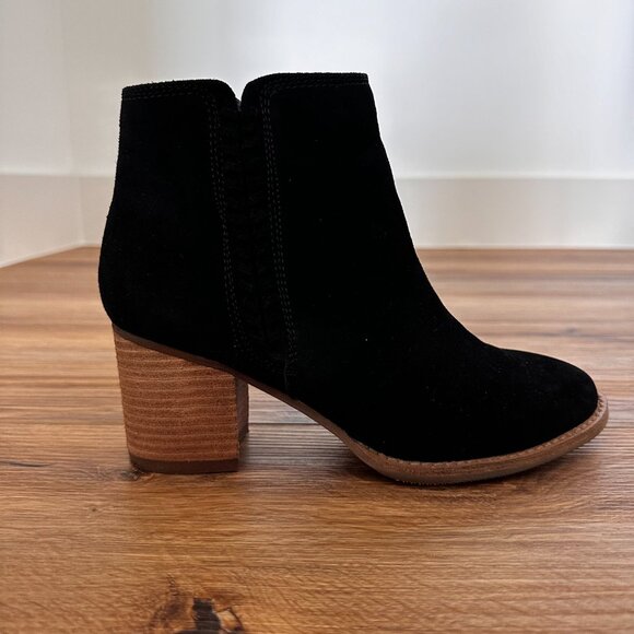 Blondo Waterproof Booties Black w/ Stitching Detail Size 7 *Like New with Box* - Picture 6 of 16